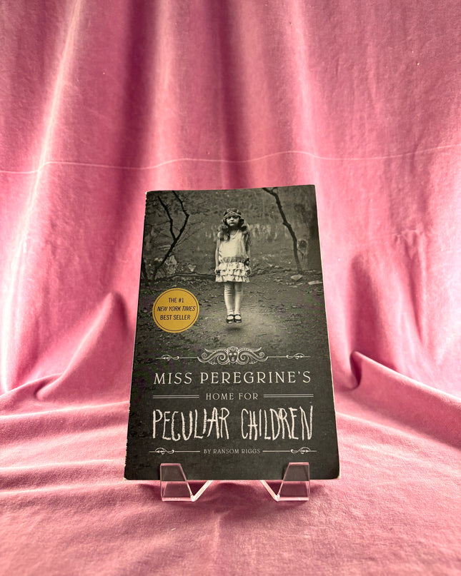 Miss Peregrine's Home for Peculiar Children - Ransom Riggs