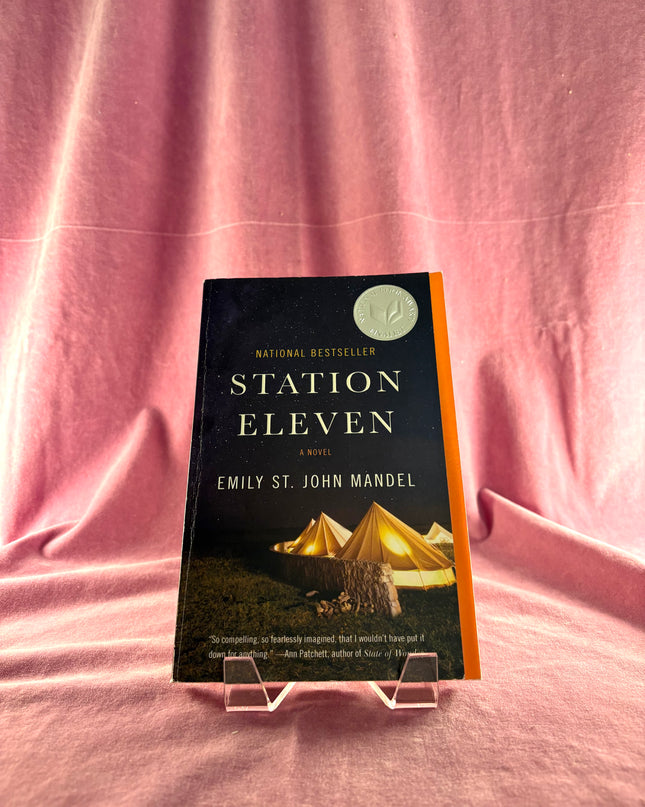 Station Eleven - Emily St. John Mandel