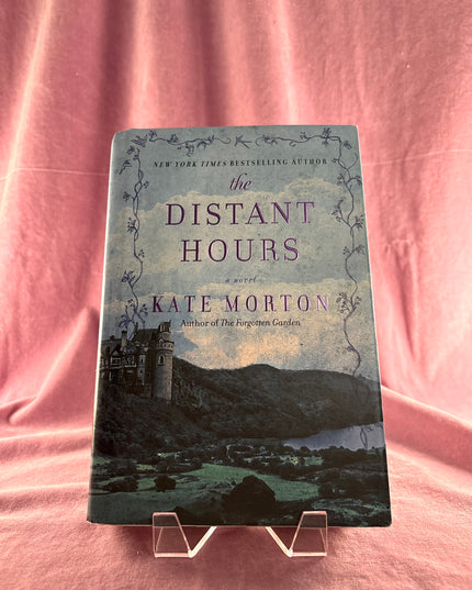 The Distant Hours (Hardcover)