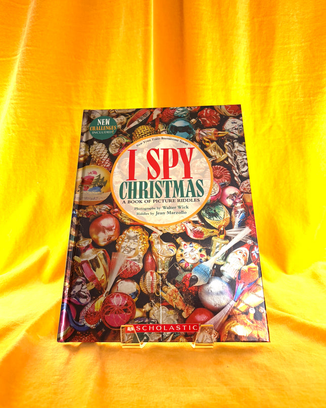 I Spy Christmas: A Book of Picture Riddles by Jean Marzollo