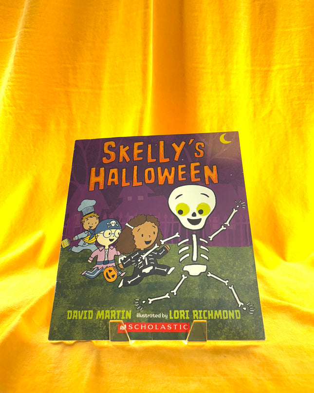 Skelly's Halloween by David Martin