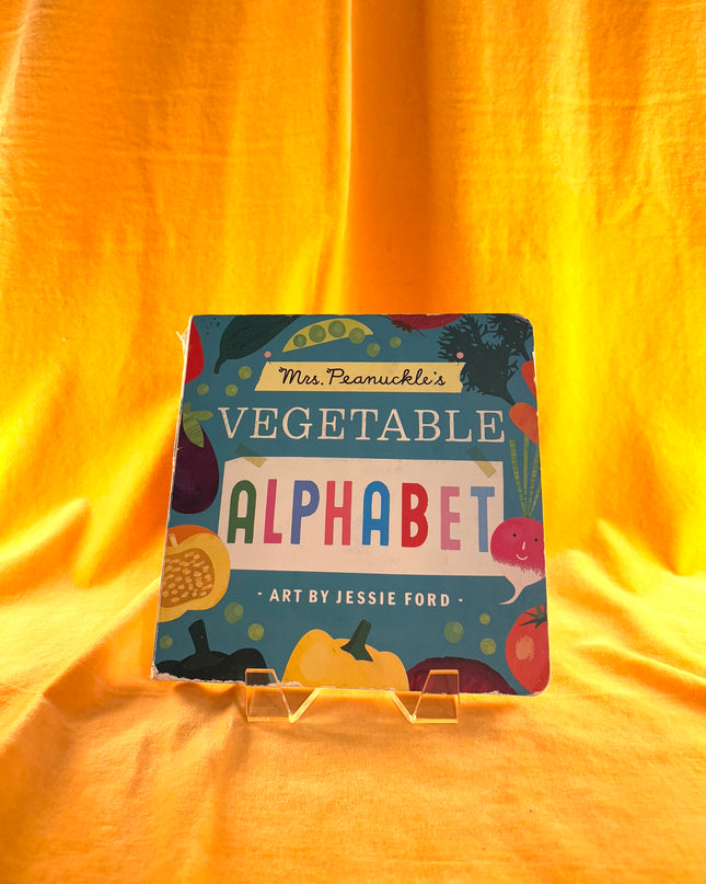 Mrs. Peanuckle’s Vegetable Alphabet (Board Book)