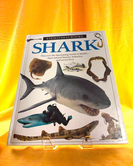 Eyewitness: Shark - Miranda Macquitty