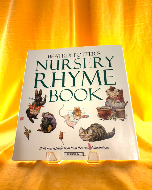 Beatrix Potter's Nursery Rhyme Book - Beatrix Potter