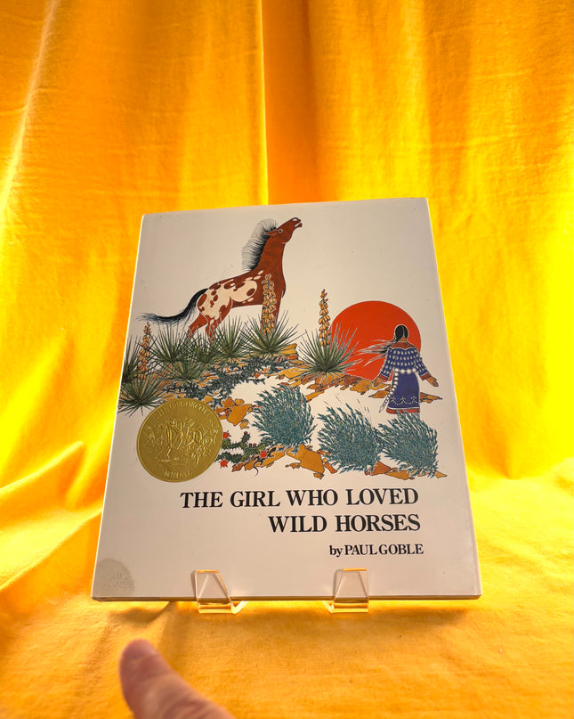 Girl Who Loved Wild Horses - Paul Goble