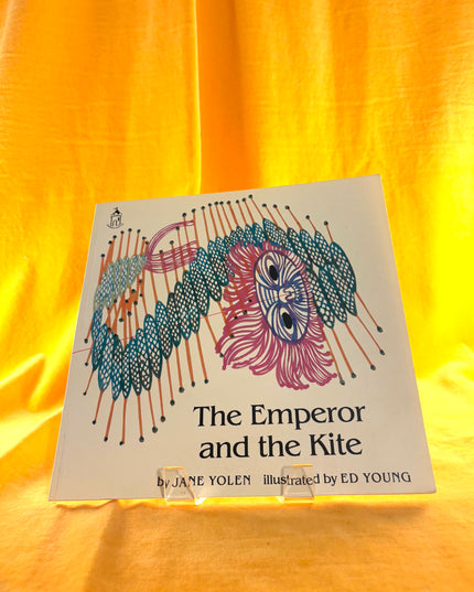 The Emperor and the Kite (sandcastle) by Jane Yolen