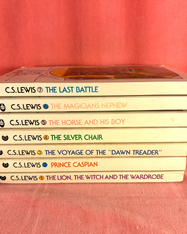 The Chronicles of Narnia Vintage White Paperback Set