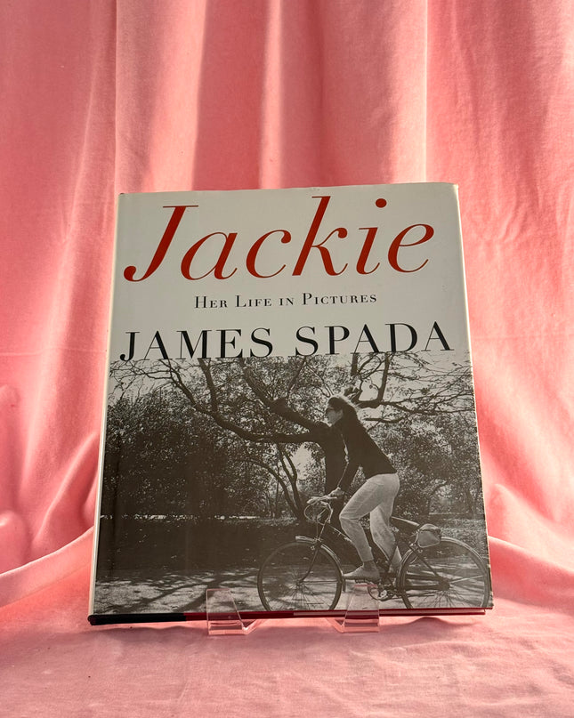 Jackie: Her Life in Pictures - James Spada