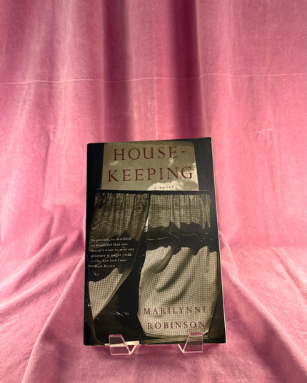 Housekeeping by Marilynne Robinson