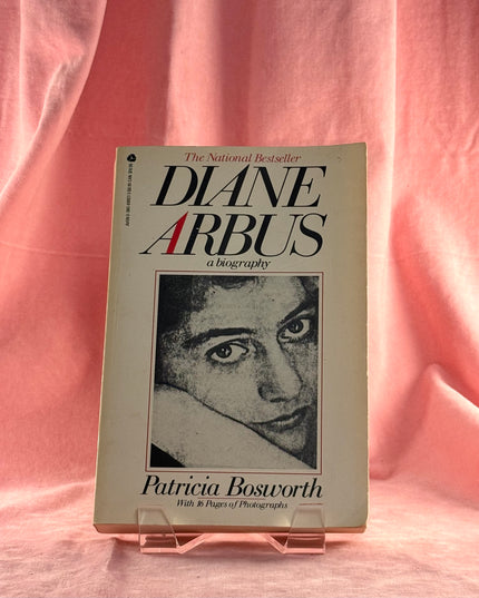Diane Arbus: A Biography