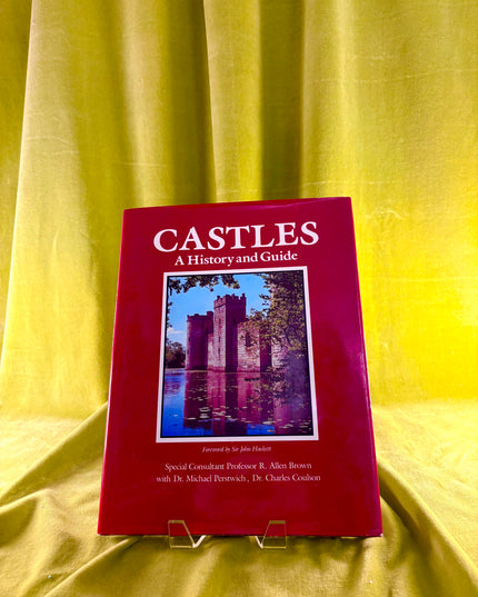 Castles: A History and Guide - RH Publishing