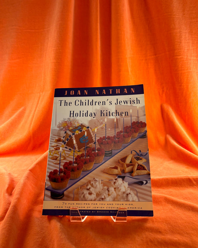 By Joan Nathan The Children's Jewish Holiday Kitchen [Paperback] by Joan Nathan