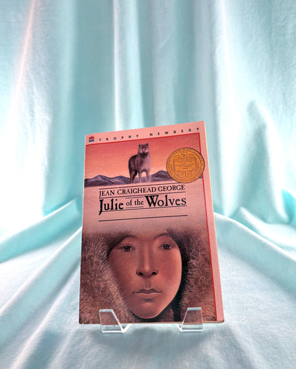 Julie of the Wolves (HarperClassics) by Jean Craighead George
