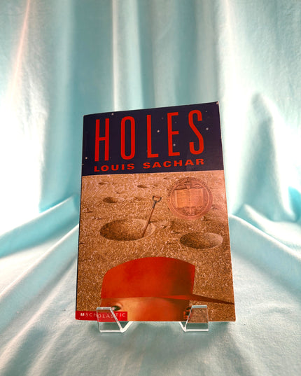 Holes - Louis Sachar (Hardcover)