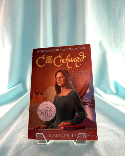 Ella Enchanted: A Newbery Honor Award Winner (Trophy Newbery) by Gail Carson Levine
