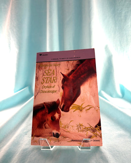 Sea Star: Orphan Of Chincoteague by Marguerite Henry