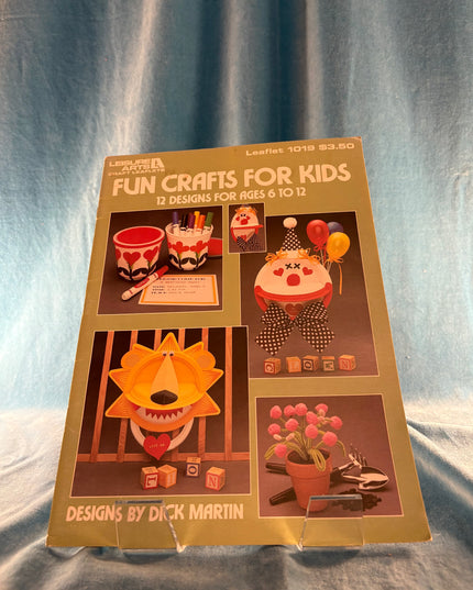 Fun Crafts for Kids (Vintage Booklet)