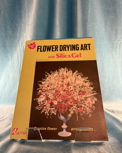 Flower Drawing Art with Silica Gel (Vintage Booklet)