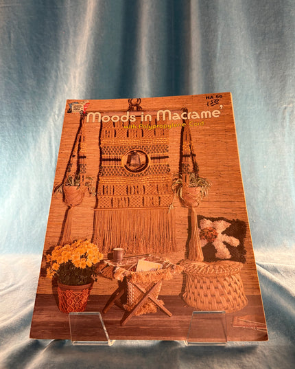 Moods & Macrame (Vintage Booklet)