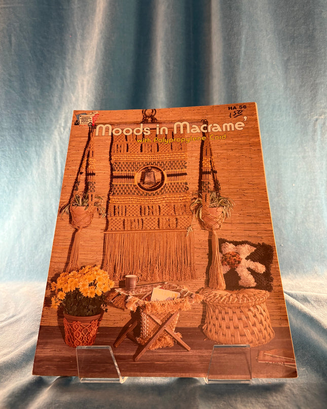 Moods & Macrame (Vintage Booklet)