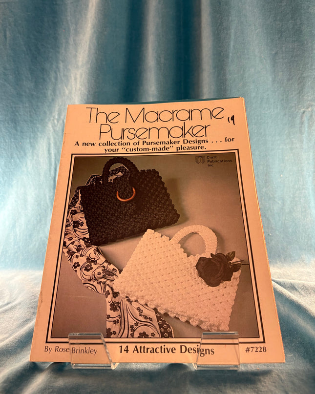 The Macrame Purse Maker (Vintage Booklet)