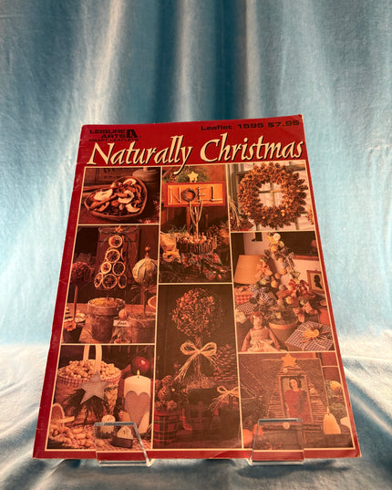 Naturally Christmas (Vintage Booklet)