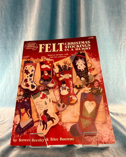 Felt Christmas Stockings in a Hurry (Vintage Booklet)