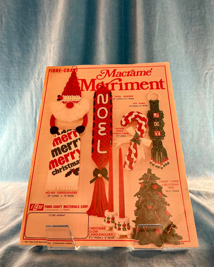 Macrame Merriment (Vintage Booklet)
