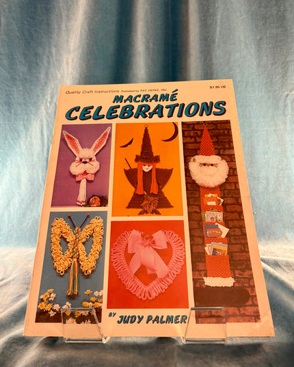 Macrame Celebrations (Vintage Booklet)