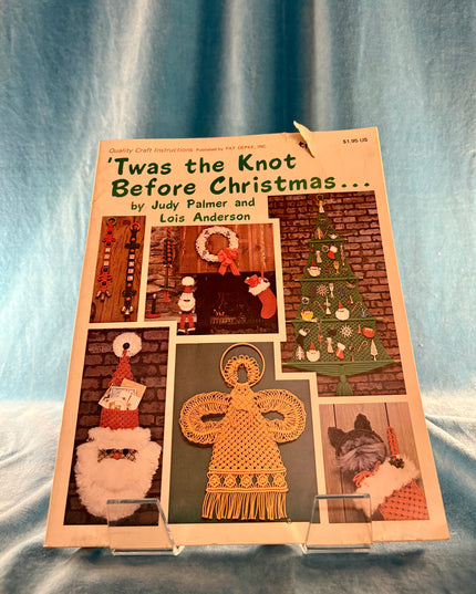 'Twas the Knot Before Christmas (Vintage Booklet)