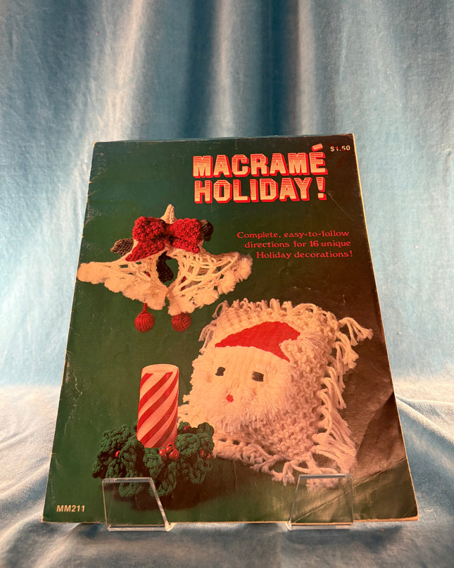 Macrame Holiday! (Vintage Booklet)