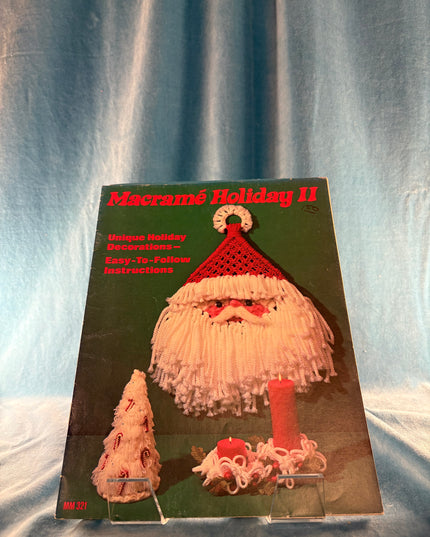 Macrame Holiday II (Vintage Booklet)