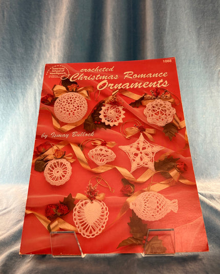 Crocheted Christmas Romance Ornaments (Vintage Booklet)
