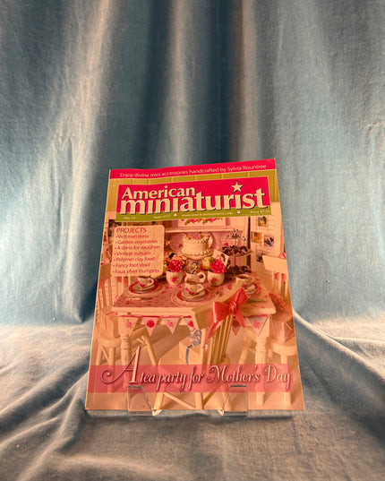 American Miniaturist - February 2015