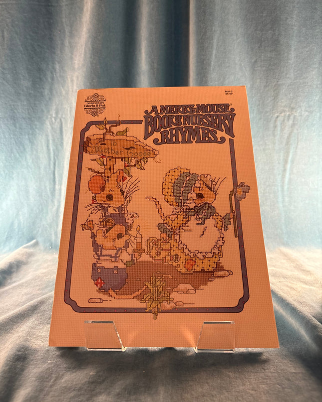 A Merry Mouse Book of Nursery Rhymes