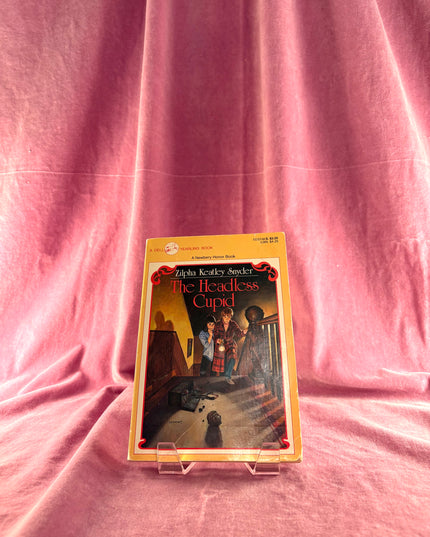 The Headless Cupid - Zilpha Keatley Snyder (Vintage)