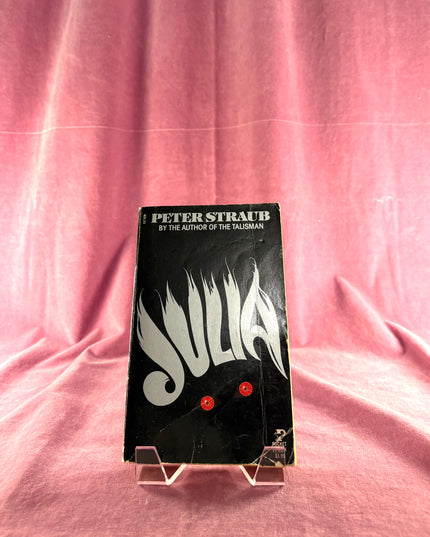 Julia - Peter Straub