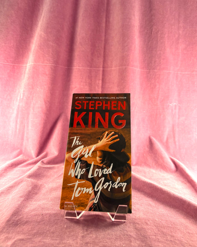 The Girl Who Loved Tom Gordon by Stephen King